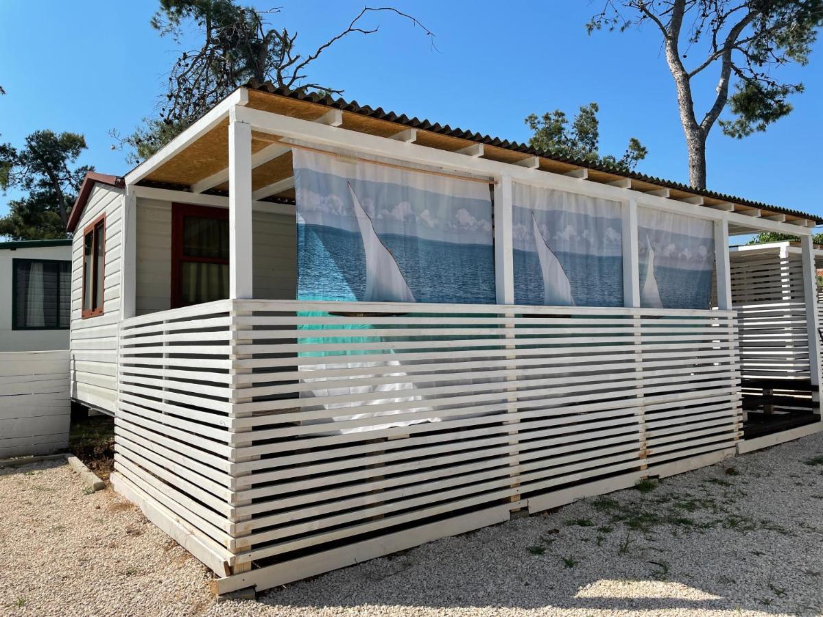 Dalmacia Mobile Homes And Caravans At The Beach Privlaka  Exterior photo